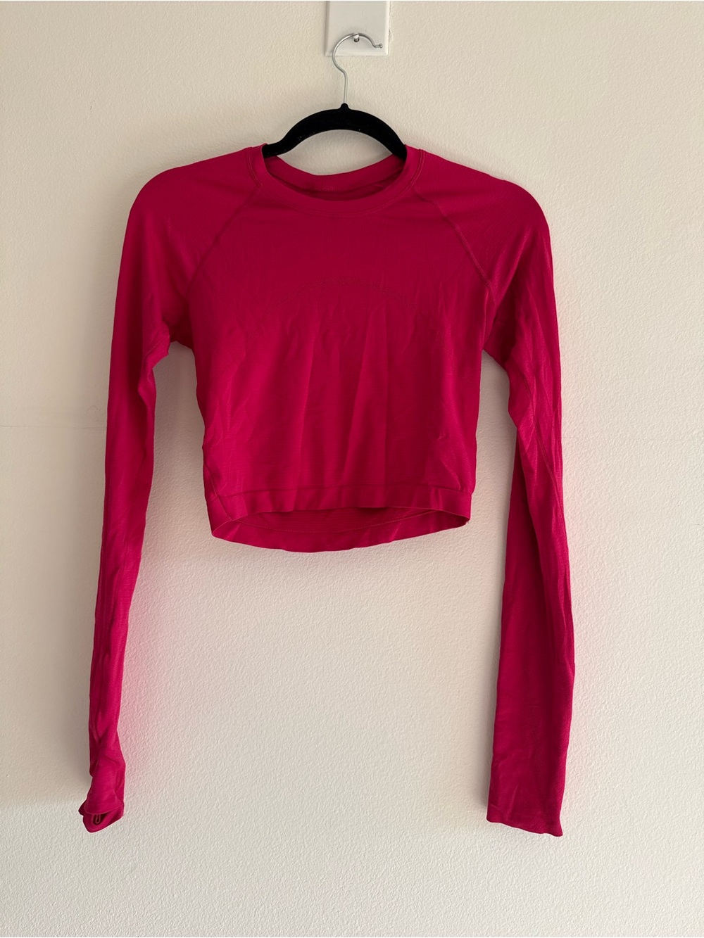 Lululemon Swiftly Tech Cropped Long-Sleeve Shirt 2.0 • color Passionate • size 6